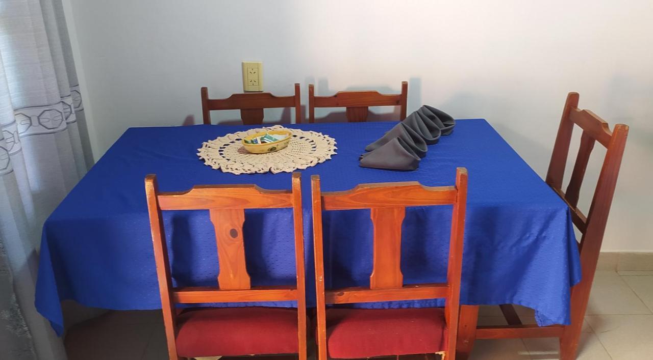 Miguel Departamentos 1 Apartment Puerto Iguazu Ngoại thất bức ảnh